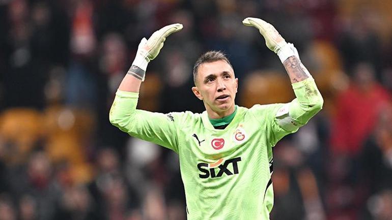 iste galatasarayda fernando musleranin yerine aday kaleci gorusmeler simdiden basladi 0 TbDUHXFw