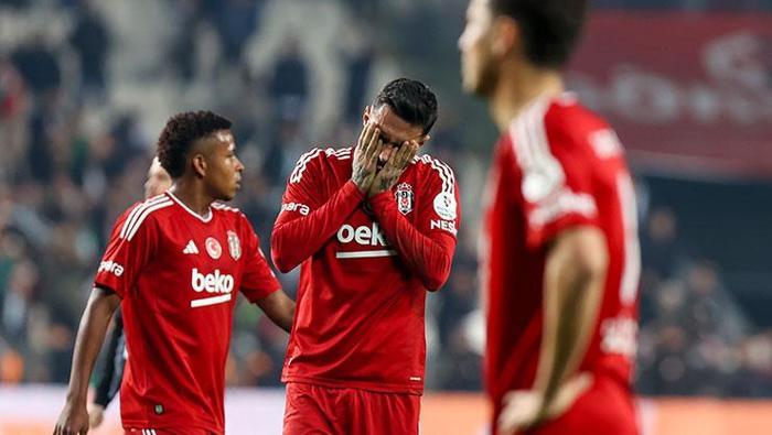 Konyaspor mağlubiyetinin ardından Beşiktaş’a sert eleştiri: Tarih yazdılar | ‘Çalışmak yetmez ama…’ 4 konyaspor maglubiyetinin ardindan besiktasa sert elestiri tarih yazdilar calismak yetmez ama 3 CErnrWX7