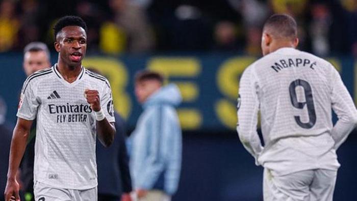 Mbappe'nin Arda Güler'e tepkisi gündem oldu! Son dakikalarda kaçan gol kriz yarattı 1 mbappenin arda gulere tepkisi gundem oldu son dakikalarda kacan gol kriz yaratti 0 e2a3Qy1y