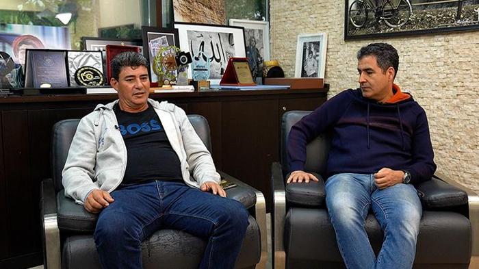 ÖZEL | Fenerbahçe'nin eski hocası önerdi, Galatasaray'da UEFA Kupası kazandı! Capone'den Mourinho ve Talisca itirafı: 'Aşağıda olan şikayet eder' 4 ozel fenerbahcenin eski hocasi onerdi galatasarayda uefa kupasi kazandi caponeden mourinho ve talisca btzpQj3G