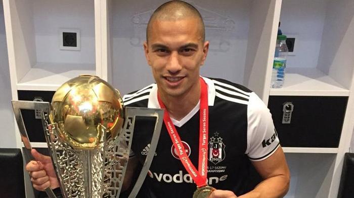 ÖZEL | Gökhan inler 21 yıl sonra Fenerbahçe gerçeğini açıkladı! 'Galatasaray'da Hagi, seni de görmek istemiyorum dedi. Beşiktaş'a Sergen Yalçın sayesinde...' 12 ozel gokhan inler 21 yil sonra fenerbahce gercegini acikladi galatasarayda hagi seni de DaR1IerZ