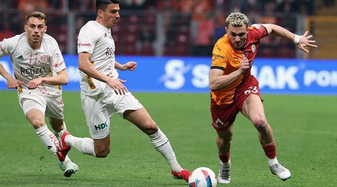 (ÖZET) Galatasaray - Antalyaspor maç sonucu: 4-0 | Osimhen resital yaptı, maç fazlasıyla fark 10 oldu! 1 ozet galatasaray antalyaspor mac sonucu 4 0 osimhen resital yapti mac fazlasiyla fark KJKlgAOh