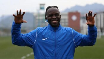 rizesporda gundem ali sowe imza gundemde Fa9kq7aS