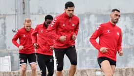 sivassporun rakibi adana demirspor G5SO4sAJ