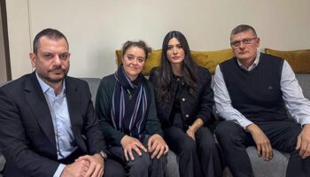 trabzonsporda ertugrul dogandan mattia ahmet minguzzinin ailesine taziye ziyareti ILu58QyC