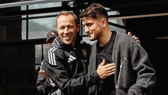 Ve Amerika'da Cengiz Ünder şov başladı! Lionel Messi detayı, Fenerbahçe'den kiralanan milli futbolcu ilk golünü böyle attı... 3 ve amerikada cengiz under sov basladi lionel messi detayi fenerbahceden kiralanan milli futbolcu ilk waH8UF2U