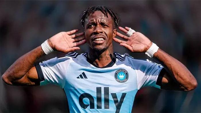 Yine, yeniden gündem Zaha! ABD'de de dikiş tutturamadı 'G.Saray'ın göndermek istemesini anlıyorum' 3 yine yeniden gundem zaha abdde de dikis tutturamadi gsarayin gondermek istemesini anliyorum 2 9IWeHsZS