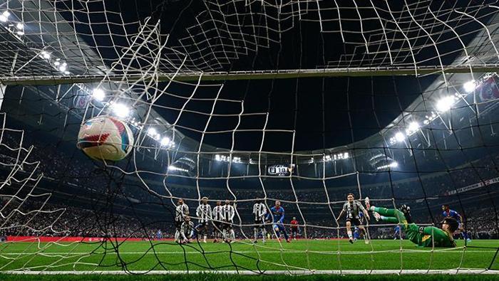 besiktasin goztepe maglubiyeti sonrasi sok ihanet sozleri aciklamak solskjaere duser 13 8gIAbguy