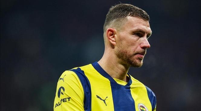 CANLI | Fenerbahçe - Trabzonspor maçı ne zaman, saat kaçta hangi kanalda? (Muhtemel 11'ler) 3 canli fenerbahce trabzonspor maci ne zaman saat kacta hangi kanalda muhtemel 11ler unfshYVc