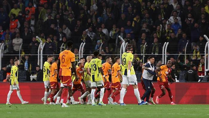 Fenerbahçe - Galatasaray maçına damga vuran pozisyon! 'Penaltı verilse daha doğru olurdu' 4 fenerbahce galatasaray macina damga vuran pozisyon penalti verilse daha dogru olurdu 3 DeZ2hrtI