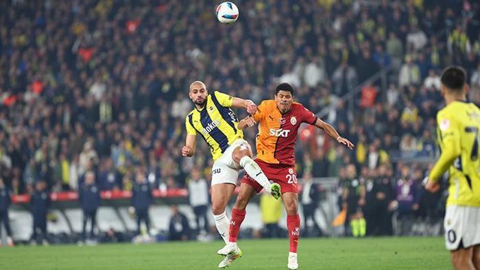 Fenerbahçe - Galatasaray maçına damga vuran pozisyon! 'Penaltı verilse daha doğru olurdu' 7 fenerbahce galatasaray macina damga vuran pozisyon penalti verilse daha dogru olurdu 6
