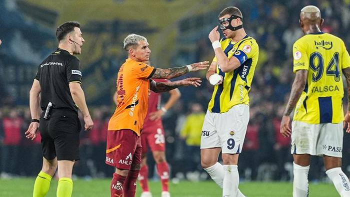 fenerbahcede derbi hezimeti sonrasi sert elestiri mourinho corbasi sandigi gibi degilmis 0 LzrXtz3q