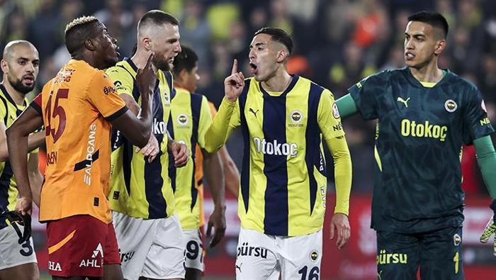 fenerbahcede derbi hezimeti sonrasi sert elestiri mourinho corbasi sandigi gibi degilmis 4