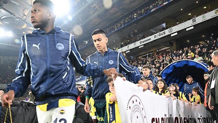 fenerbahcede derbi hezimeti sonrasi sert elestiri mourinho corbasi sandigi gibi degilmis 6 viptBzP6