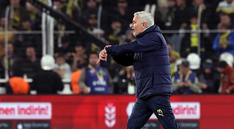 galatasaray ikinci baskani metin ozturkten fenerbahceye sert ifadeler mourinho zaten sabikali 0 spPFjYyc