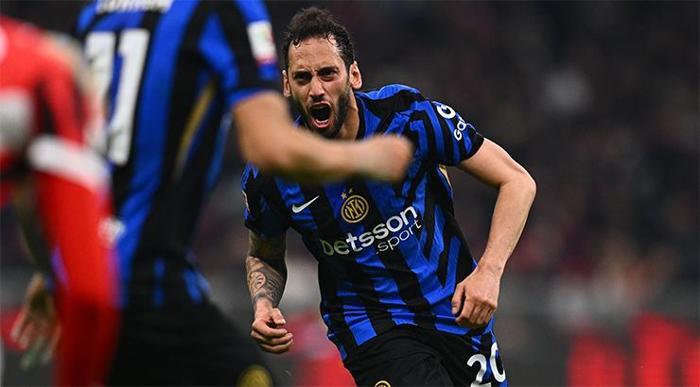 italyada gundem hakan calhanoglu abrahama cevap veren turk 5 i2sQf89E
