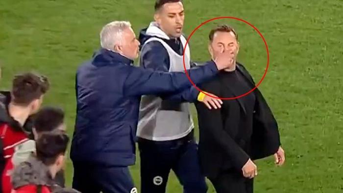 Jose Mourinho'yu bekleyen ceza! Okan Buruk'un burnunu sıkmıştı, işte talimat... 3 jose mourinhoyu bekleyen ceza okan burukun burnunu sikmisti iste talimat 2 LLBf8YlP