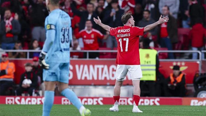 Portekiz'de Kerem Aktürkoğlu resitali 'sihir geri döndü!' Benfica'yı ayakta tuttu, maçın adamı oldu 3 portekizde kerem akturkoglu resitali sihir geri dondu benficayi ayakta tuttu macin adami oldu 2 kiMSa41K