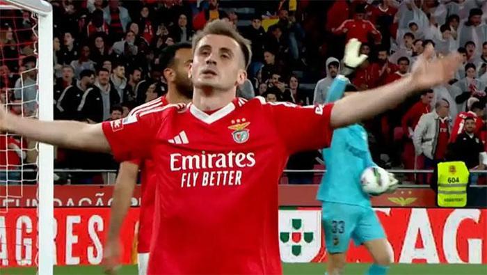 Portekiz'de Kerem Aktürkoğlu resitali 'sihir geri döndü!' Benfica'yı ayakta tuttu, maçın adamı oldu 7 portekizde kerem akturkoglu resitali sihir geri dondu benficayi ayakta tuttu macin adami oldu 6