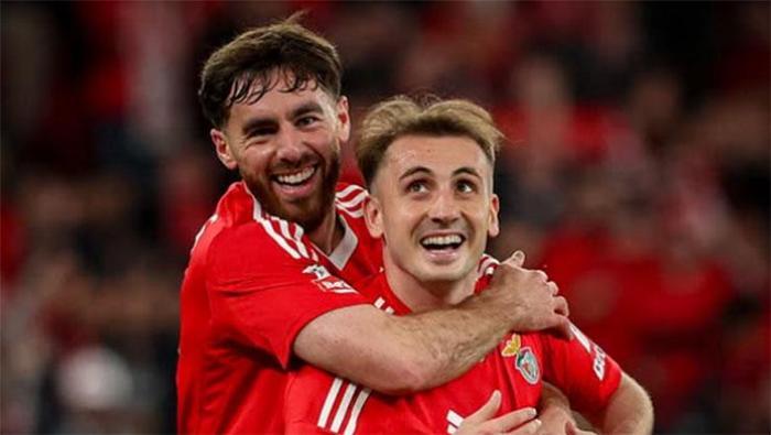 Portekiz'de Kerem Aktürkoğlu resitali 'sihir geri döndü!' Benfica'yı ayakta tuttu, maçın adamı oldu 9 portekizde kerem akturkoglu resitali sihir geri dondu benficayi ayakta tuttu macin adami oldu 8