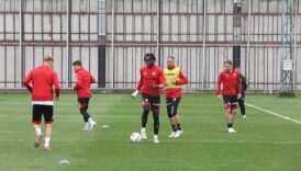 samsunspor antalyaspor macina hazirlaniyor 46M4rymF