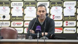 yalcin kosukavaktan hakemlere elestiri AK2ZZtyK